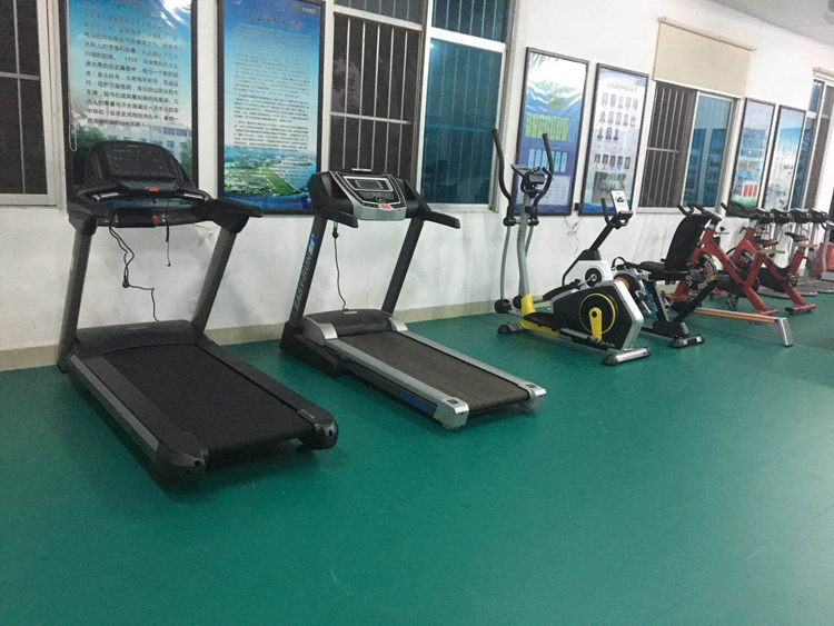 单位健身房器材